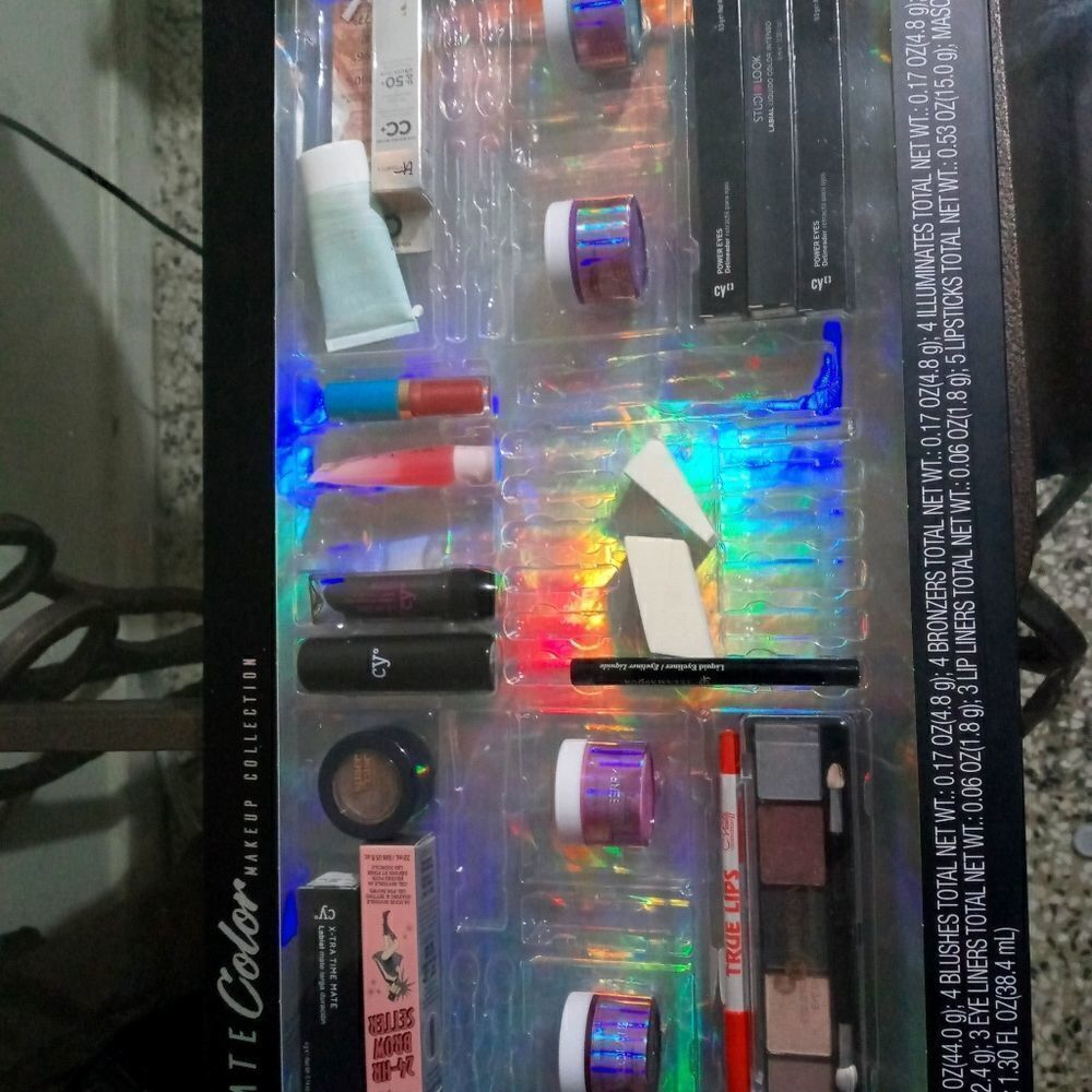 Randomized name brand makeup bundle